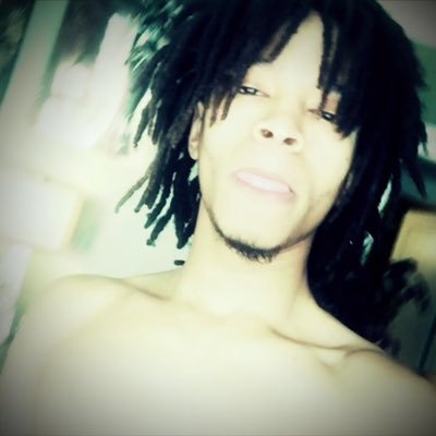 antonio_seals's profile picture. all is well ☪