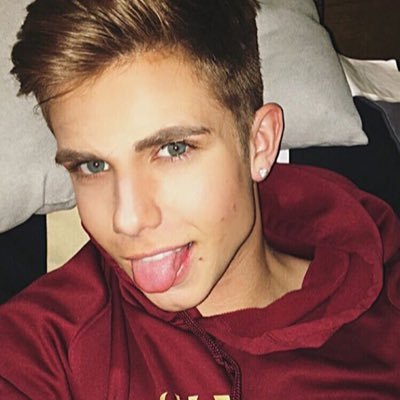 pin me against the wall have me beggin for some more