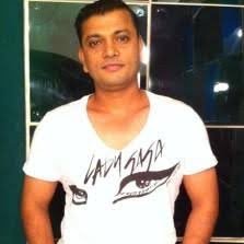 imSubhashShinde's profile picture. Bollywood Makeup Artist, Hairstylist, Fashion Makeup Artist & Obsessed With Wedding Makeup