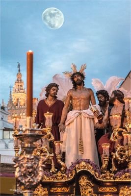 Información e imágenes de la Semana Santa de Sevilla y Provincia
#SSantaSevillayProvincia