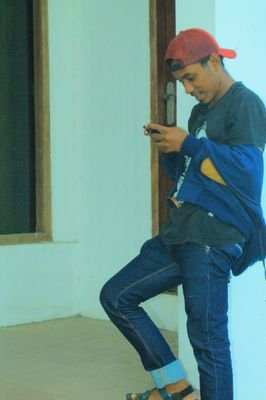 iskandarboleu's profile picture. 