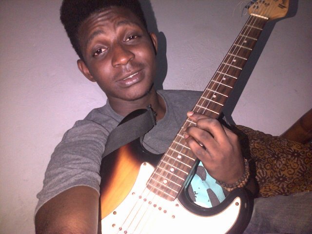 T_stringz_'s profile picture. This page is abt Me! Playing d guitar!!! Hit d ff button aii! Imma hit bk!