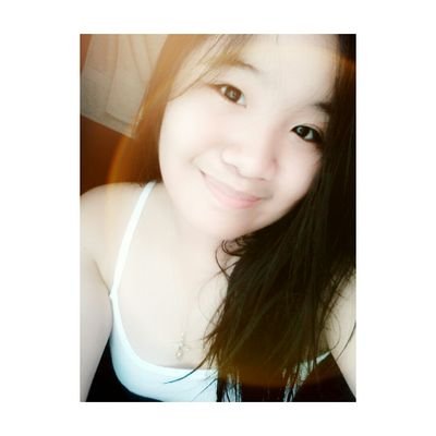 EsteluuhMaris's profile picture. KathNiel fan. * Ilocana.  * Divinian.