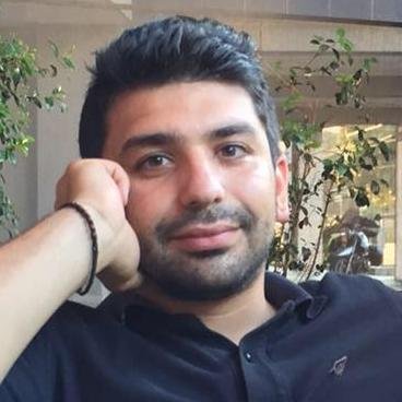 Sono nato a Cagliari. Ho una Laurea in Scienze delle Attività Motorie e sono Consigliere Comunale a Cagliari con Art. 1 MdP