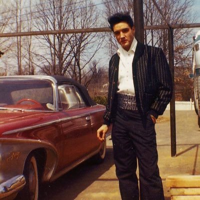 numbafbitch's profile picture. why am I dying to live, if I'm just living to die.