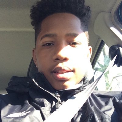 retroifestyle4's profile picture. 