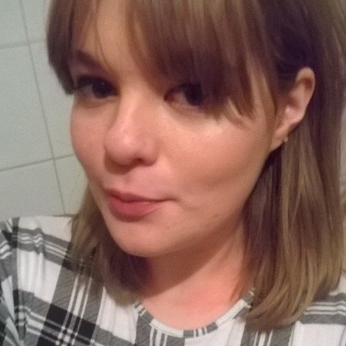 ChloeAxe's profile picture. 