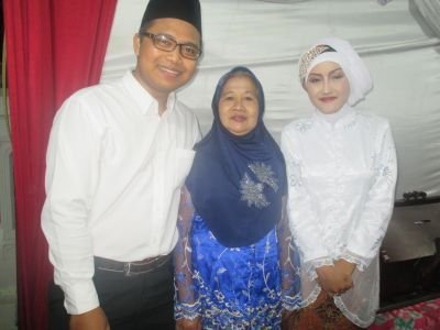 Dhinalyela's profile picture. I-Lop-United I @UnitedIndonesia | the prospective counselor, affectionate, loyal listener, love faithfulness