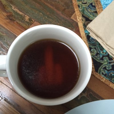 Iccemaan's profile picture. Don't listen to me.