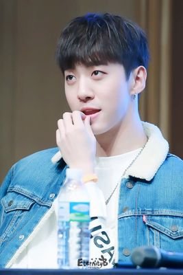 우리가 함께했던 추억은 잊지않을거야...♥
아프지않기 힘들어하지않기 매일 웃기를...
너를 위해 기도할게 늘 너의 뒤에서 사랑해 사랑해