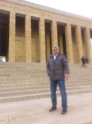 suatonder71's profile picture. 