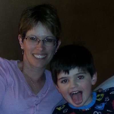 Rachel354500's profile picture. 