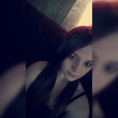 lexie_is_the_be's profile picture. love the walking dead I am upsest with it