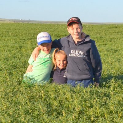 Married to an awesome wife with 3 great kids. Continuous broad acre grain grower on eastern EP.