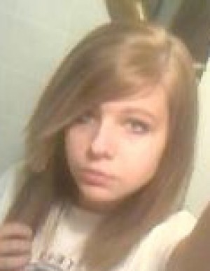 My name is Kande,and I am just your regular girl. Like to party and have fun. Send me a message if you like.