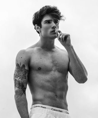 Diegorpgld's profile picture. lycan · room 325