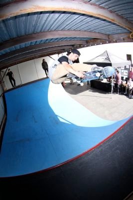 One push at a time PA to LA @fifthavenueskateboards @dvsshoes @blvdsupply @programme @grizzlygriptape #allingoodfun