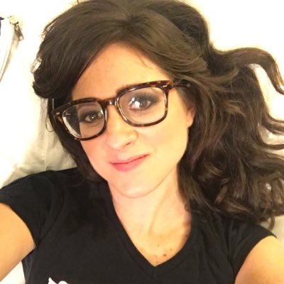 unpredictably fun, socent, interwebz enthusiast. content strategist, community builder, rebbetzin, Madame President of @loveofgoodco