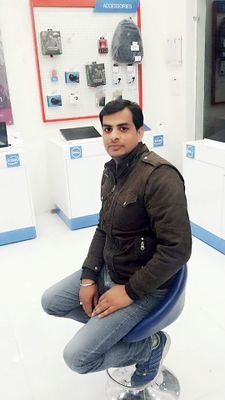 parceenprashar's profile picture. 