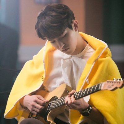 จ ง ฮ ย อ น บ อ ท ♪ #หลุดเฟรมแฟมมิลี่ #lhudfam @CNBLUE_4