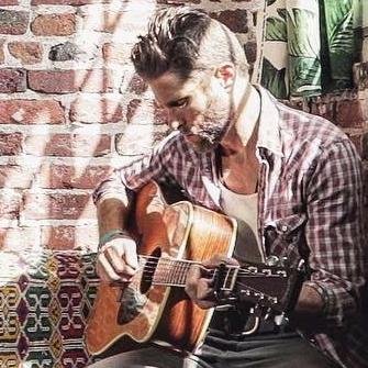 Singer/Songwriter.
YouTube: https://t.co/2cfYnxQy0K
Instagram:https://t.co/nE5Y6bP0Ha
Facebook: https://t.co/CoHupmVkbC