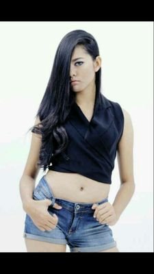 @nadiaputri_01

Zidane Management
Modeling
Acting
Singing