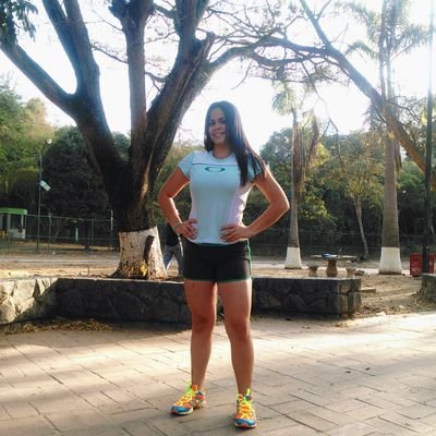 Trainer
•Estudiante de Entrenamiento Deportivo UPTAMCA|
Instagram helenmadeley