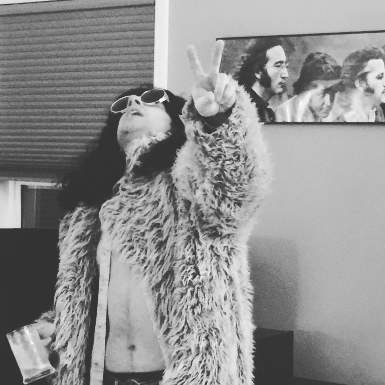 Stilly_2's profile picture. sports enthusiast, digs music, and makes it rain on a consistent basis.  
@shotshockey