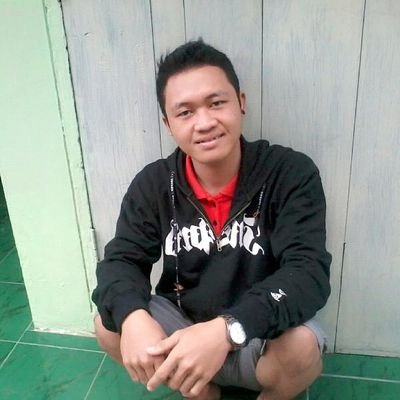 rikisetyawan47's profile picture. 