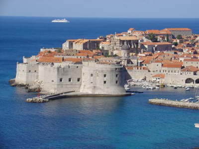 Apartments in center of Dubrovnik, Old Town, browse, tweet, text, call