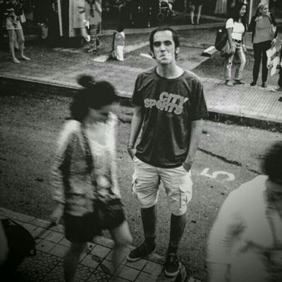 yoloph's profile picture. 