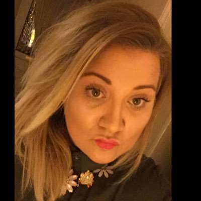 Ambassador for Acti-labs 💁🏼‍♀️💄 Anything you want to know message me 😊