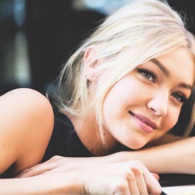 Jelenarpgwhl's profile picture. 19 y // inf