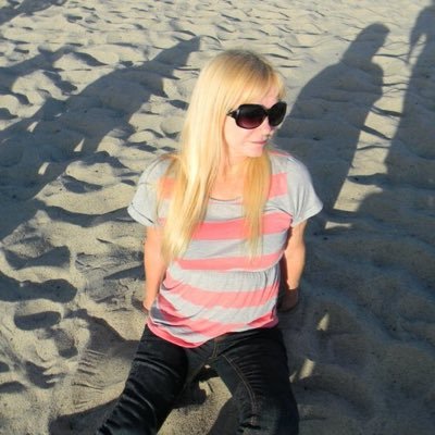 Mum2010's profile picture. Real Estate Broker serving California