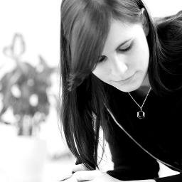 viola_purrpurr's profile picture. let sleeping tweets lie