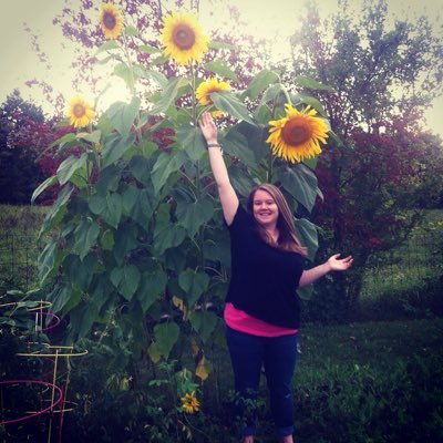 ShAnNoNkHuNtEr's profile picture. Life isn't about waiting for the storm to pass, it's about learning to dance in the rain.