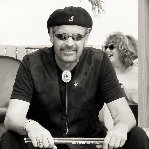 OFFICIAL Double D Twitter 🥁DRUMMER•VOCALS•MGMT • GRAMMY Contributor Alex Otey Jazz • Studio/Touring • Jazz/Swing • Funk/Blues/Rock • Eddi Lambert-Hendrix LIVE