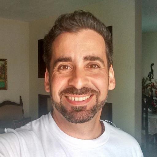 Profesor. Investigador. Consultor. Enseñando, pero sobre todo, aprendiendo en la web. Con mucho interés en #DataScience, #MachineLearning y #PredictiveAnalytics