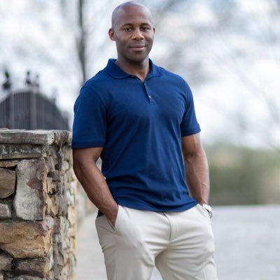 AnsonBranPhotog's profile picture. Commercial Wedding and Corporate Event Photographer. Additionally offering portraiture service and professional headshots.