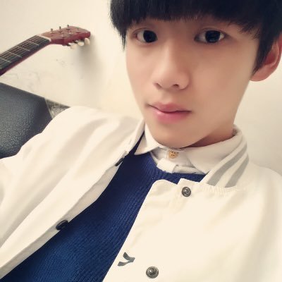 I'm from China and I hope to make friends from all over the world。