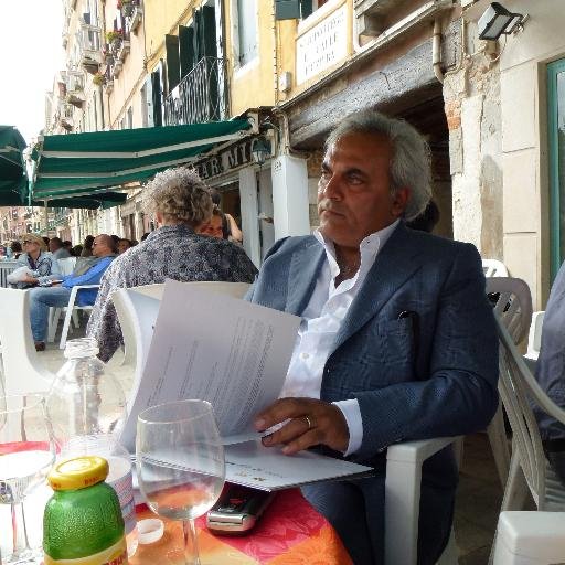 HarbaHussain's profile picture. Architect-designer, I create art objects of unique colors and concepts, using precious materials to bring luxury and beauty to the world.