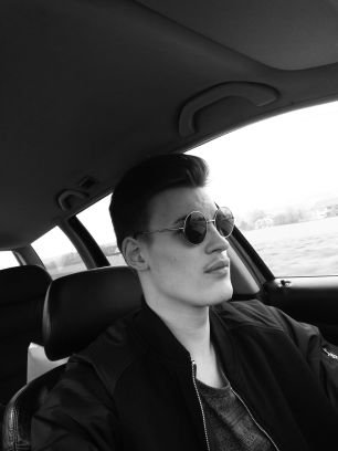 MalibuWhiteLP's profile picture. Music Artist / vine guy / Ganja lover /brotherhood of all / live your life /snapchat: jimmydizzly / #GoldenLegendz ig: Jimmy Dizzly #HempLife