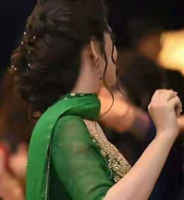 klKON3DTsWptloZ's profile picture. 