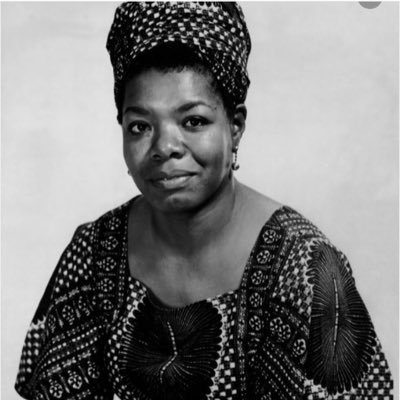 Maya Angelou de son vrai nom Marguerite Johnson, née le 4 avril 1928 à Saint-Louis, Missouri est une poétesse, écrivaine, actrice et militante afro-américaine.