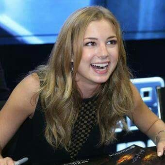 DHelos2's profile picture. 