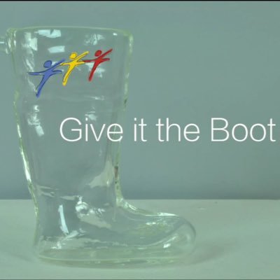 Give it the boot proudly sponsors @courageouscapt raising money for sick children. Made by @glassbyemmaklau for #giveittheboot.