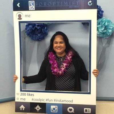 tinamunabarnes's profile picture. 