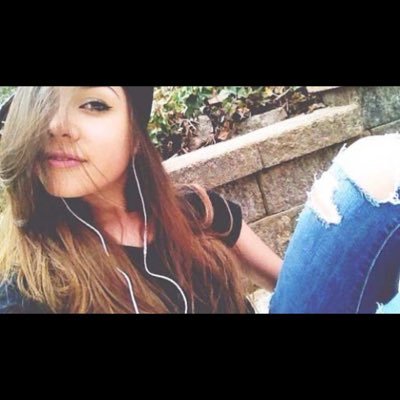 PaulaSanchezC98's profile picture. Nueva cuenta. 98. Nunca te des por vencido. Freedom