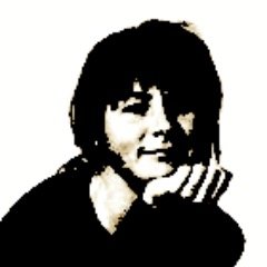 monikamudra's profile picture. I draw and paint for people and me.