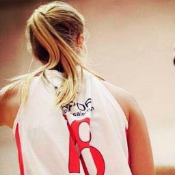 MadamePeng's profile picture. Redakteurin beim SID